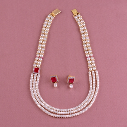 Pearls Necklace Set with Earrings  and  Brooch Addons JPH3040