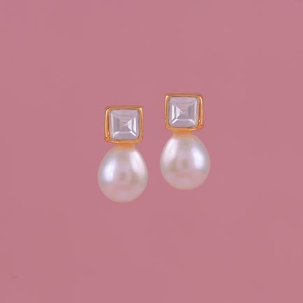 Pearls, CZs Ear studs crafted in alloy & yellow gold polished
