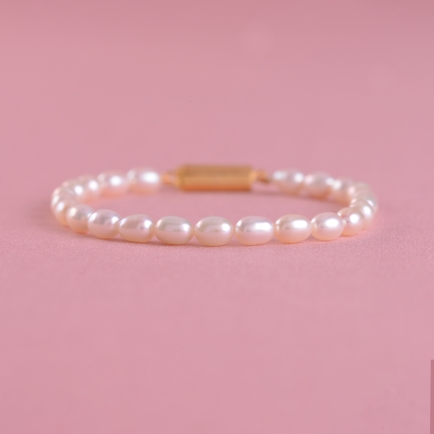 White color Pearls stringed Bracelet