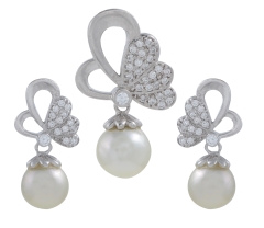 Fresh Water Round Pearl Pendants Set with Alloy metal JSTP0259