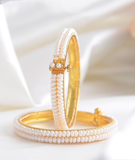 Fresh Water White Color Pearl Bangles