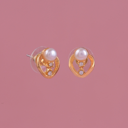 Fancy Pearl Stud Earrings