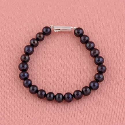 Round Black Pearl Bracelet