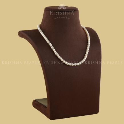 Single Line White Pearl Necklace