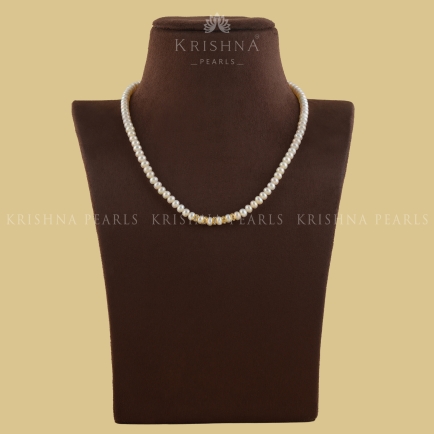 Single Line Button Pearl necklace