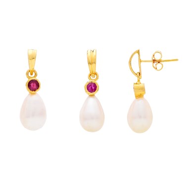 Ruby & Pearl Pear Drop Earrings & Pendant