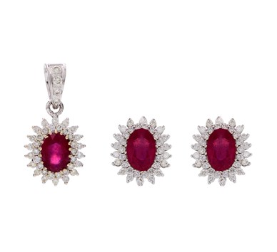 Ruby & Diamonds Sunlit Earrings & Pendant Set