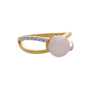 Pearl & Diamonds Gold Finger Ring