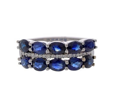 Blue Sapphire & Diamonds Finger Ring