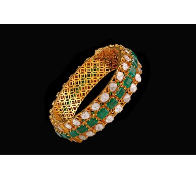 22-ct Emerald and polki diamond studded gold kada