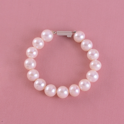 Pearl Bracelet