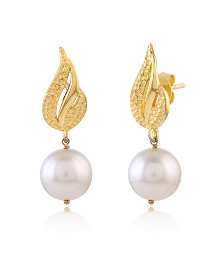 Yellow tinted white Pearl Earrings